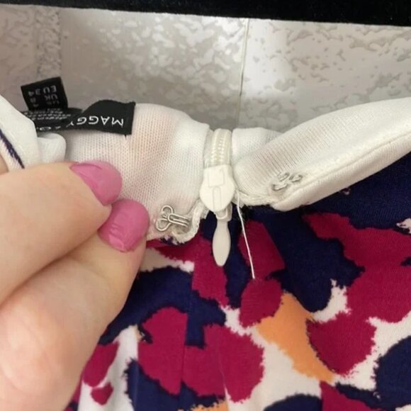 NWT Maggy London Faux Wrap Midi Dress - Picture 12 of 15